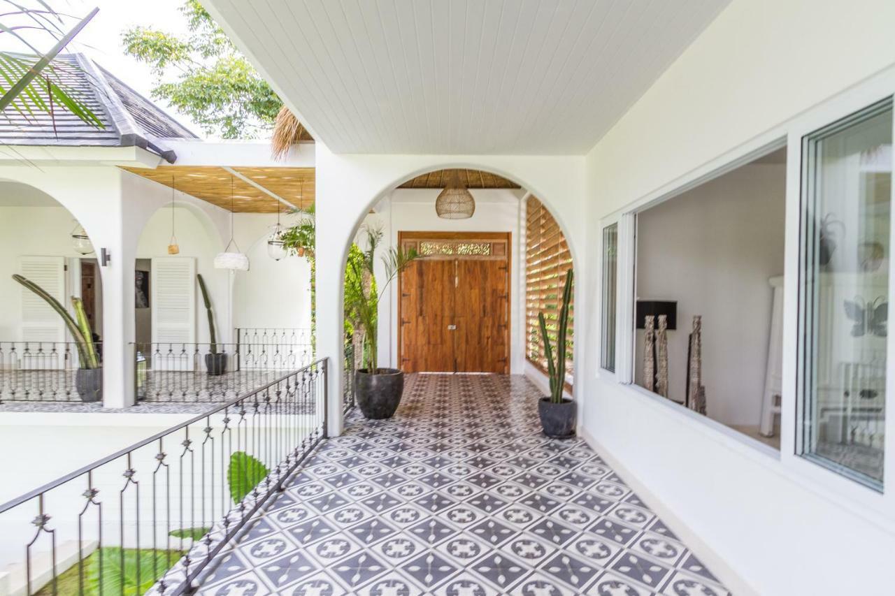 Villa Kusuma - Luxury Sea View 5 Bedroom Villa Close To Savaya 乌鲁瓦图 外观 照片