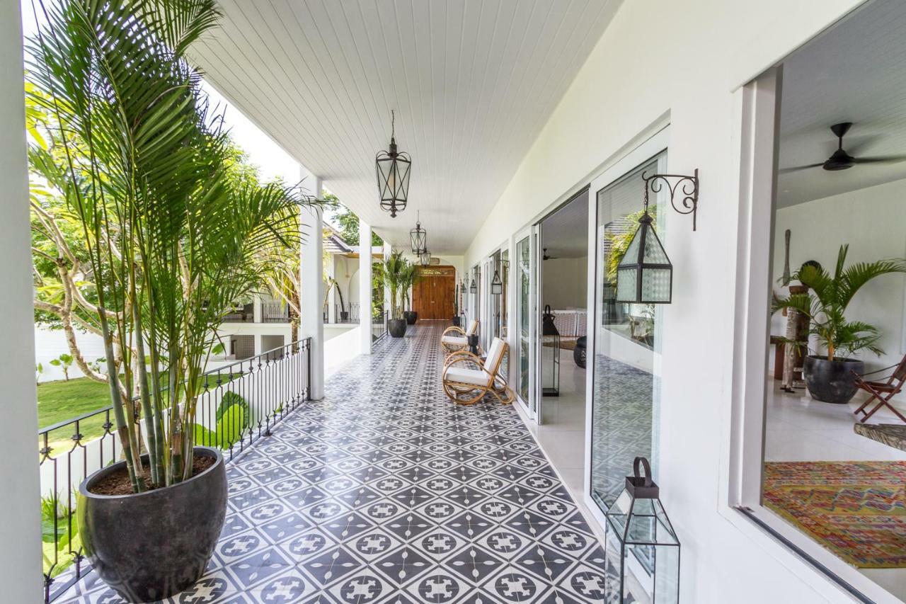 Villa Kusuma - Luxury Sea View 5 Bedroom Villa Close To Savaya 乌鲁瓦图 外观 照片
