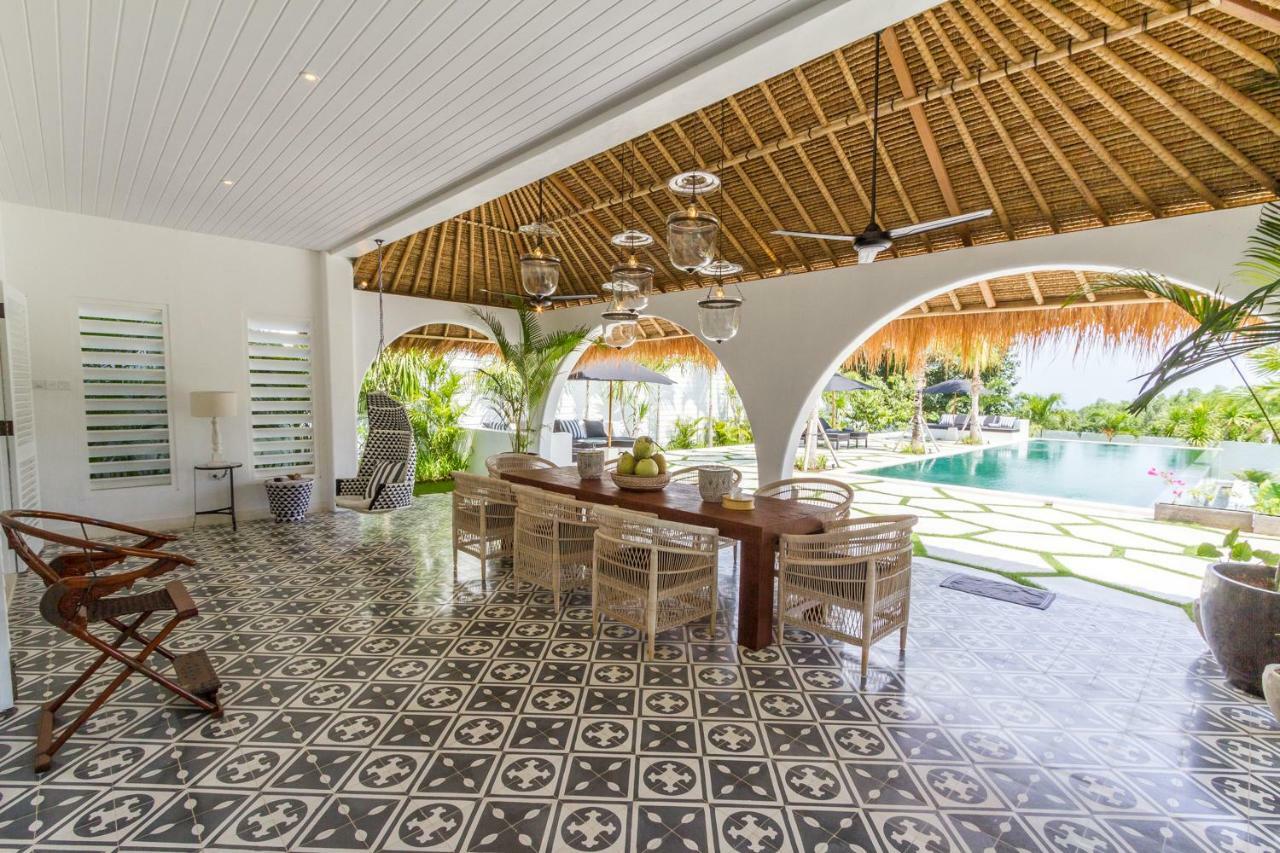Villa Kusuma - Luxury Sea View 5 Bedroom Villa Close To Savaya 乌鲁瓦图 外观 照片